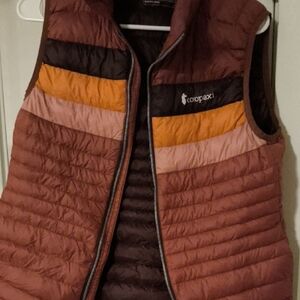 Cotopaxi Colorful Quilted Vest in Brown and Orange